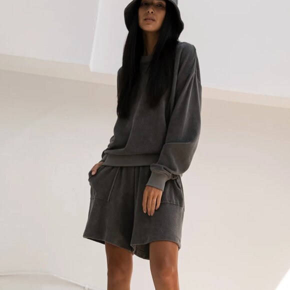 NWT Paper Label 100% Cotton Sasha Sweatshirt Charcoal Grey - Picture 1 of 12